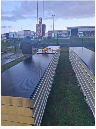 Palonnier  à ventouses  pour la manutention de m-bardages 300kg  6ml type « promisol »_2