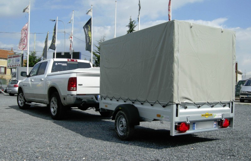 Remorque modulaire et étanche à 1 essieu 750 kg sans frein avec bâchage sur mesure - humbaur - 1374_2
