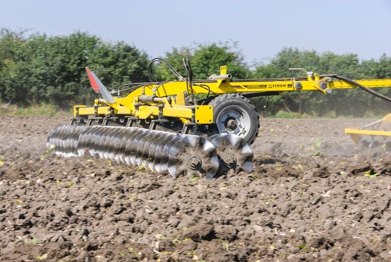 Cutterpack CT - Rouleau agricole BEDNAR - largeur de travail 4,6 à 6,3 m - disques autonettoyants et timon télescopique_2