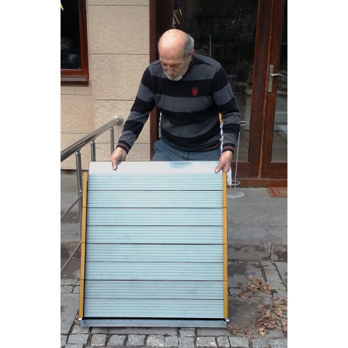 Rampe d'accès aluminium pliante - largeur 80 cm, longueur 100 cm - PMR - capacité 350 kg - bordure chasse-roue_2