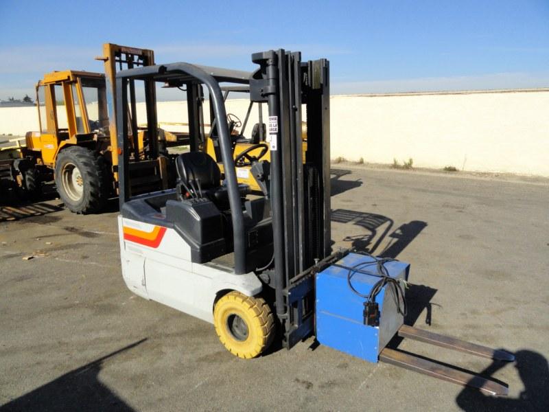 Chariot élévateur électrique 3 roues d'occasion - modèles CESAB, CROWN, OM FIAT, HELI, FENWICK_2