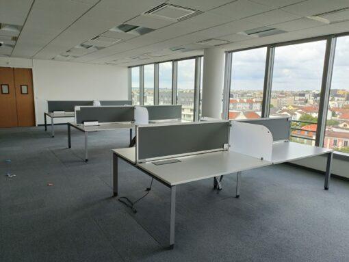 Bureau Bench 4 positions - Steelcase d'occasion - cloisons séparatrices - 320x164x74 cm - collaboration et intimité_2