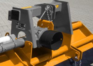 Machine agricole FM III avec boîtier 100 CV abaissé