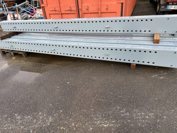 Rayonnage cantilever lourd d'occasion - 1,2 mètre linéaire avec 6 colonnes simple face 3950/1850mm et 24 bras de 600kg_2