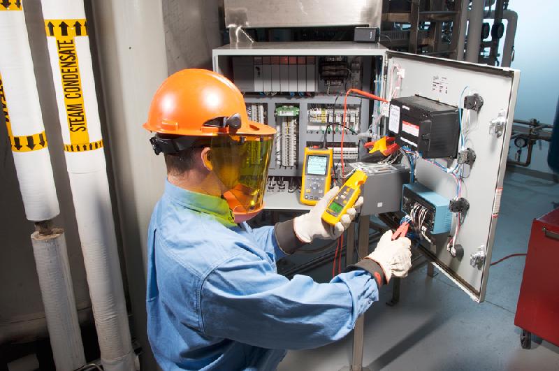 FL771 | Pince de process 100 mA_2