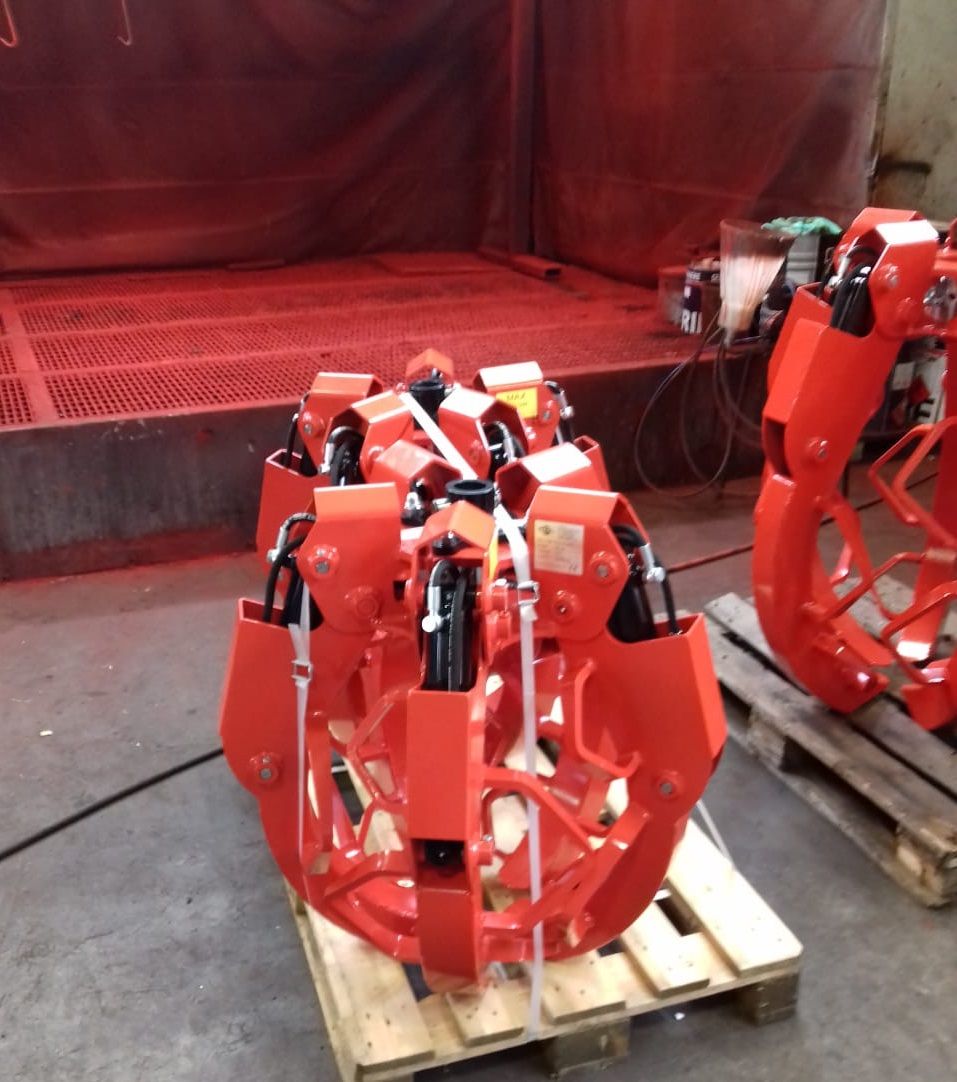 Pince à billots de bois pour pelle ou grue_2