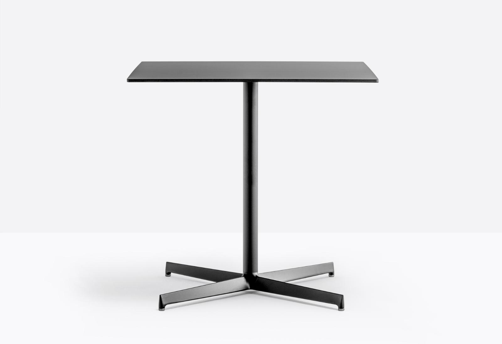 Table élégante et compacte pour espaces de restauration modernes_2