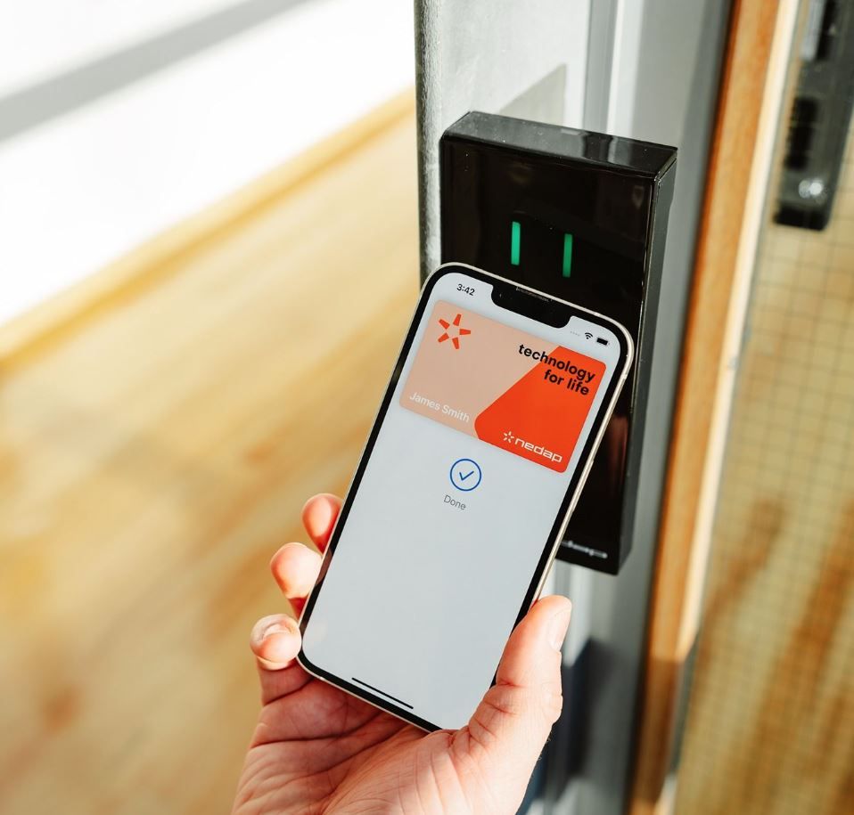 Gestion des badges NFC intégrés dans l'Apple Wallet pour iPhone et Apple Watch_2