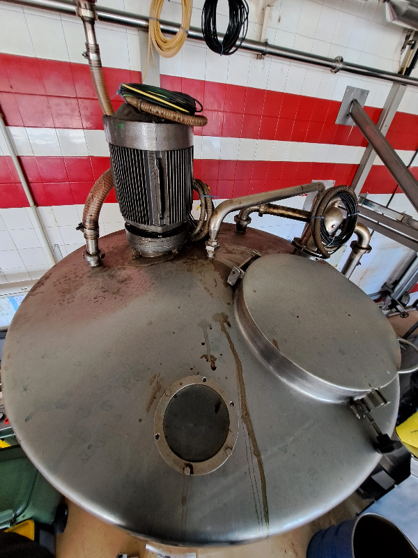 Cuve en acier inoxydable de 2000 litres avec agitation et cellules de charge - référence : c13156_2