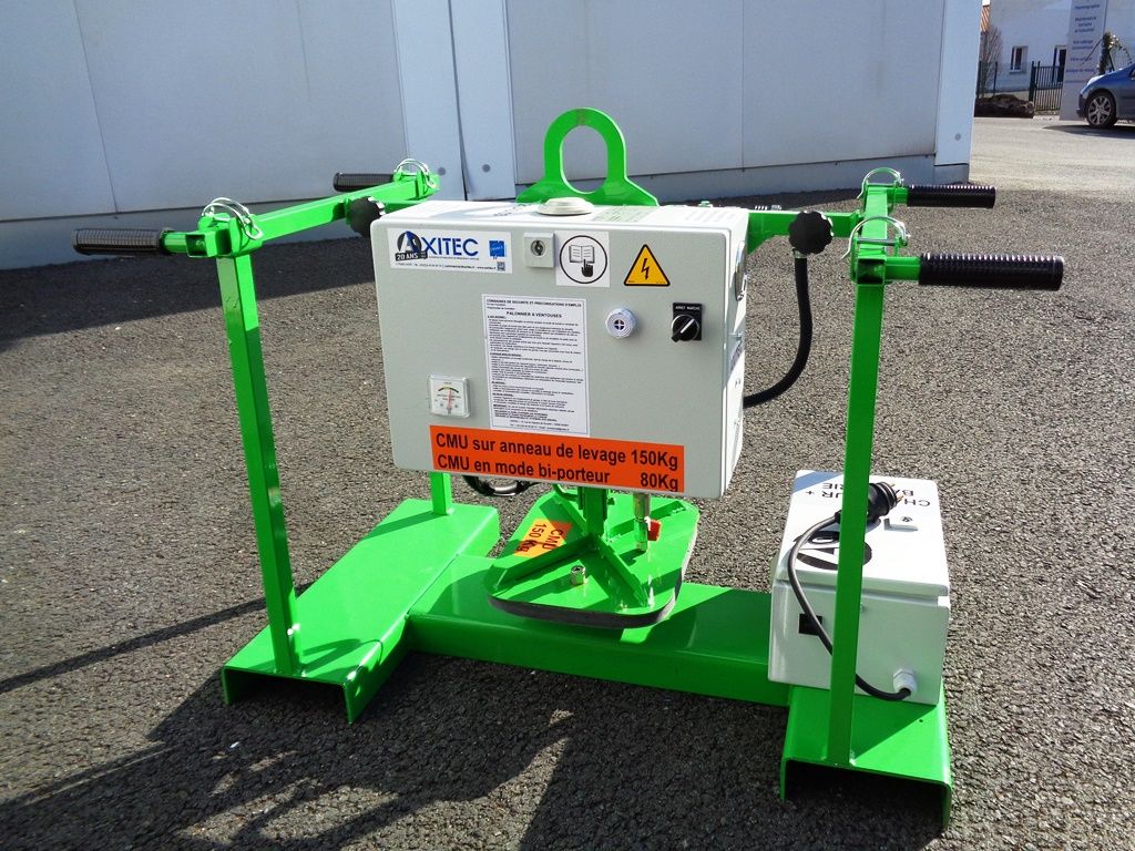 Spreader pour conteneur extra-compact pour petites dalles sur chantier, suspendu ou manuel - AXIBETON_2