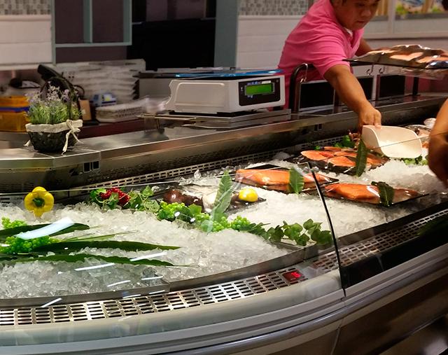 Vitrine réfrigérée et chauffante Columbus - Grande capacité d'exposition - Pour boucherie, charcuterie, poissonnerie et plats préparés_2
