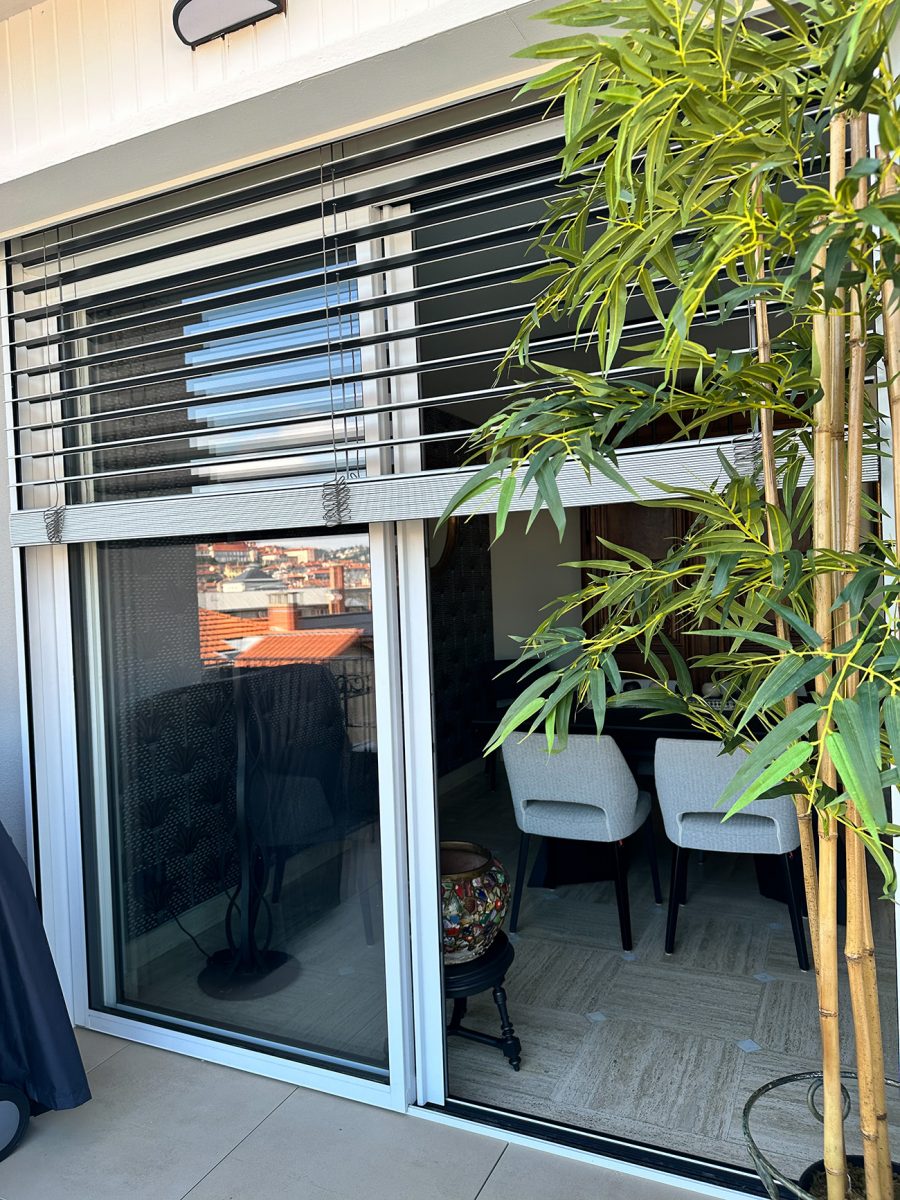 Baie vitrée coulissante sur mesure en aluminium - confort, performance, esthétisme et sécurité_2