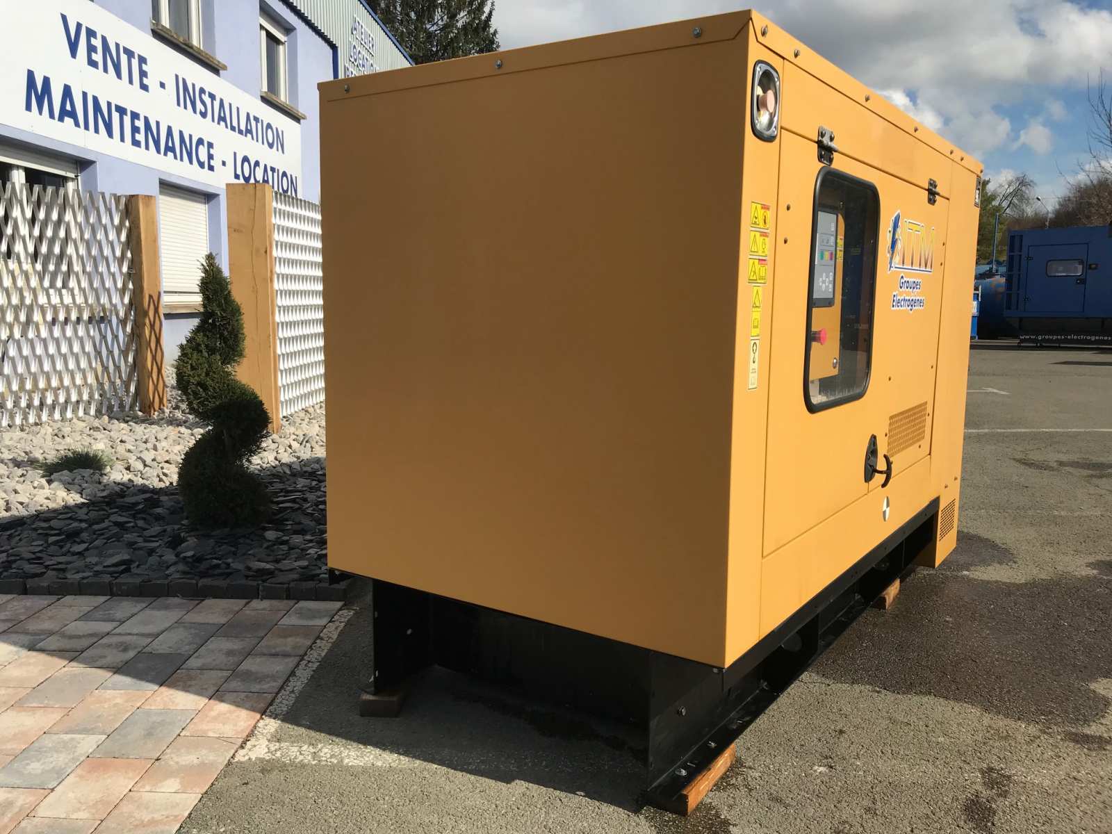Groupe électrogène d'occasion - CATERPILLAR - 65 KVA_2