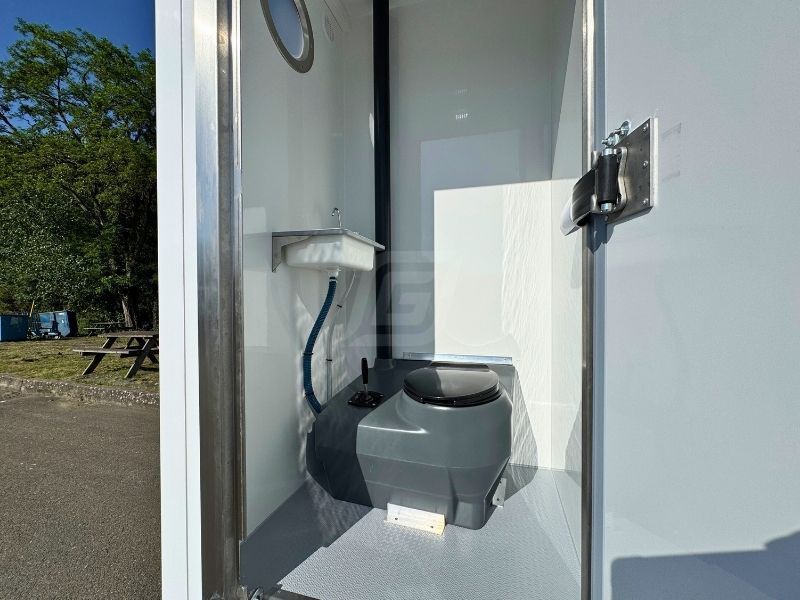 Base-vie de chantier - Remorque TIMKOLOC 100% solaire 6 à 8 personnes avec 3 espaces réglementaires_2
