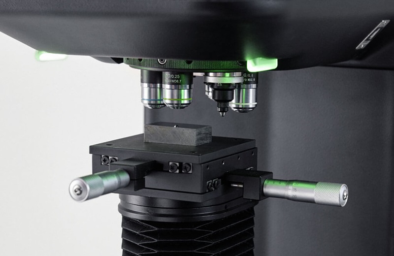 Duromètre Vickers semi-automatique et automatique - Duramin-40 - Gammes de charges de 1 gf à 62,5 kgf_2