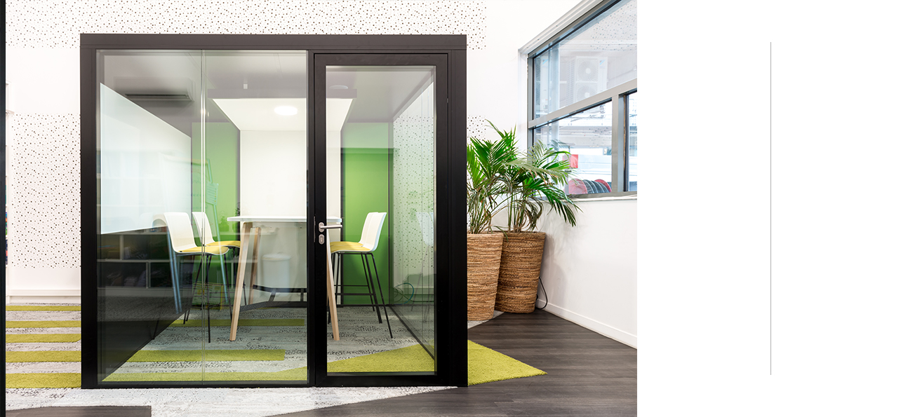 Cloison amovible et acoustique de bureau - Omnidec - personnalisable, connectée et fonctionnelle_0