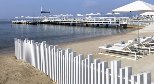 Clôture PVC ajourée - lisses verticales 5 cm d'épaisseur, renforcées aluminium - COSMOS - Gamme Prestige_2