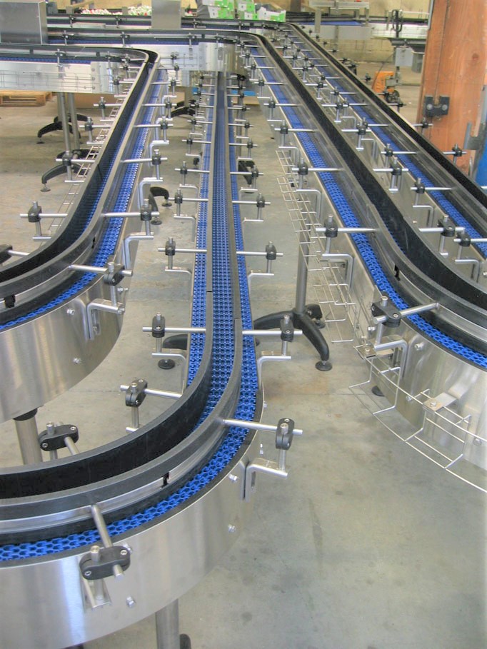 Convoyeur à tapis modulaire - courbe pour le transport de produits avec changement de direction_2