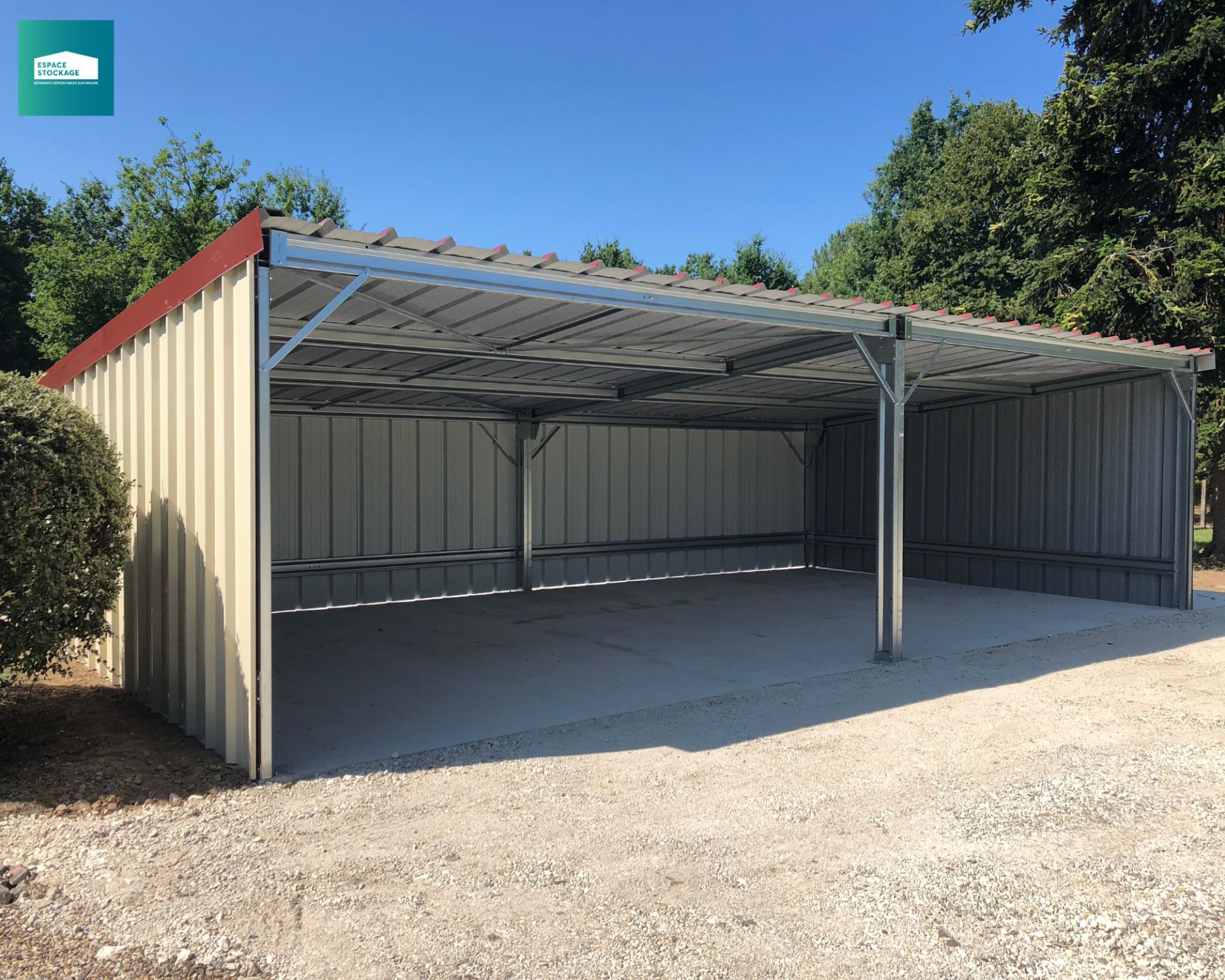 Garage métallique modulable en kit pour voiture_3