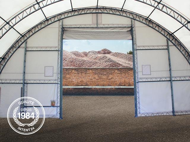 Tunnel de stockage / fermé / structure en acier / couverture en pe / ancrage au sol avec platine / porte / façade / pignon / 21 x 15.25 x 7.6 m_2