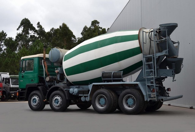 Camion malaxeur man / 1991 / 8x4_2
