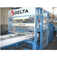 Équipement industriel pour cloutage automatisé de palettes en bois