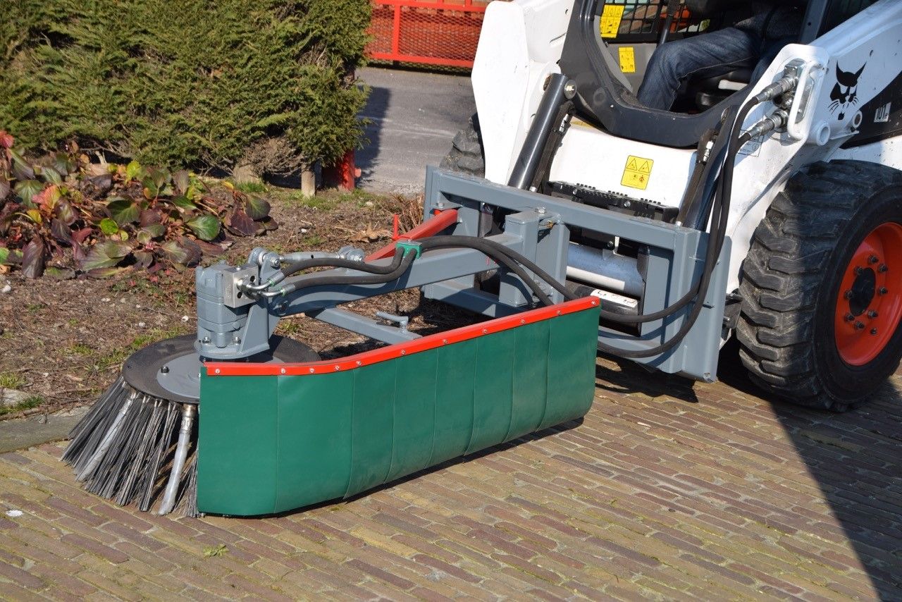 Outil de désherbage pour parkings respectueux de l'environnement