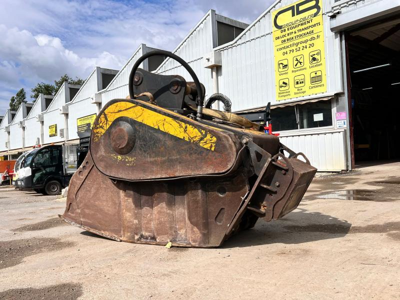 MB CRUSHER bf70.2 godet concasseur avec aimant_2