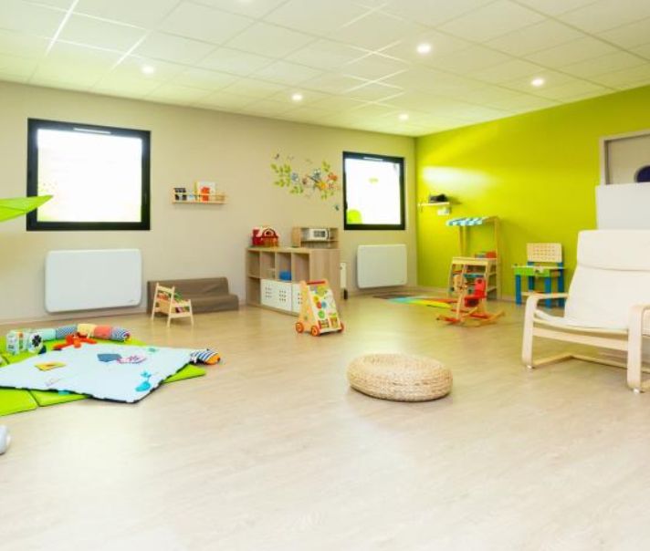 Micro-crèche modulaire - Normes petite enfance et PMR - Fabrication éco-responsable en France_3