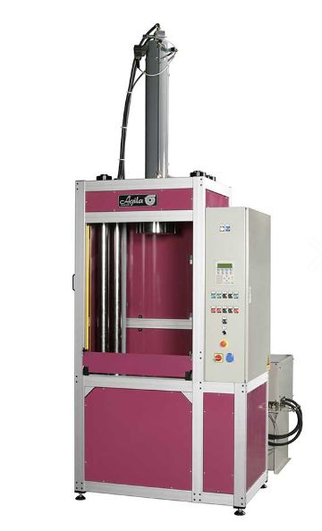 Presse à compression - Agila - jusqu'à 1 000 tonnes de force de fermeture, presses spéciales et multi-étages_2