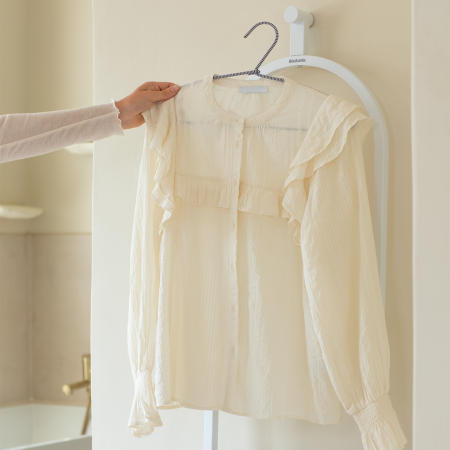 Échelle porte-vêtements Linn -White avec 3 barres pour suspendre vêtements, crochet pour cintres et section supérieure arrondie_2