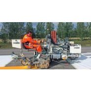 H10-2 - Machine de marquage routier Hofmann - Débit d’air jusqu’à 340 / 670 l/min à 6,0 bar - Moteur HONDA 14,5 kW_2