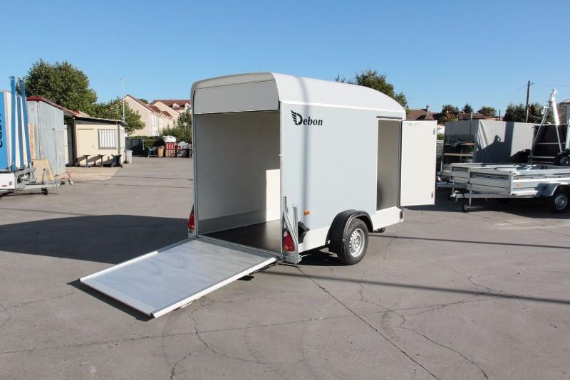Remorque fourgon DEBON Roadster 300 bois - fermée avec plancher aluminium et options professionnelles_2
