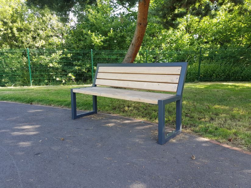 Banc public en bois classique urbaneco 42 banc et méridienne miami_0