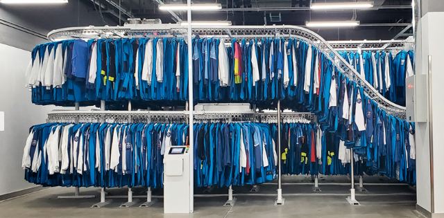 Distributeur automatique de vêtements suspendus, conçu pour la gestion, le tracking et la restitution automatisée des tenues & uniformes du personnel - DAV_0