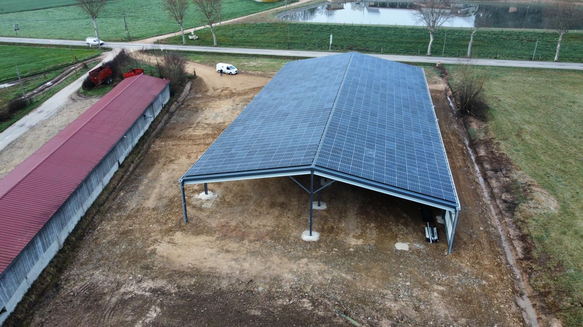 Bâtiment agricole solaire symétrique (1596 - 2508 m²)_2