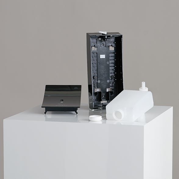 Distributeur de savon Streamline noir - design moderne et élégant - facile à utiliser et installer_2