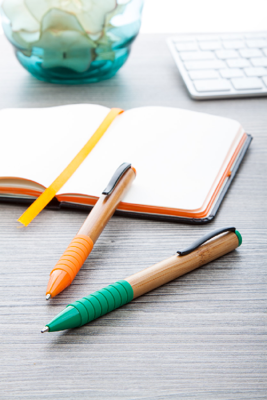 Stylo bille bambou - twist avec clip métal et embase en gomme - encre bleue_2