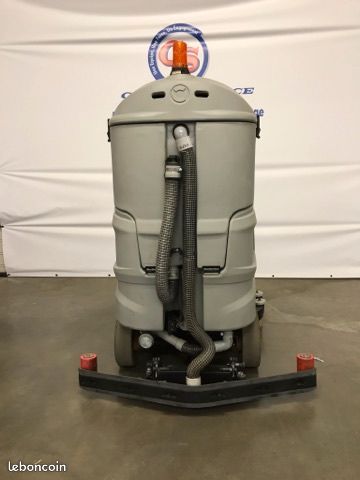 Autolaveuse autoportée d'occasion comac flexy 85 b - groupe clean_2