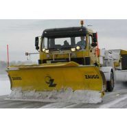 SP3000 lame à neige - ZAUGG - largeur de 560cm à 800cm - déneigement aéroportuaire_2