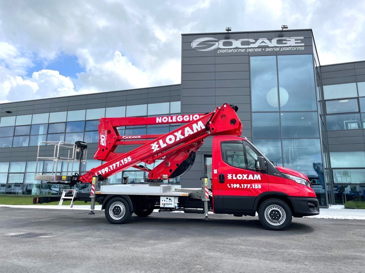Camion nacelle avec charge maximale de 300 kg