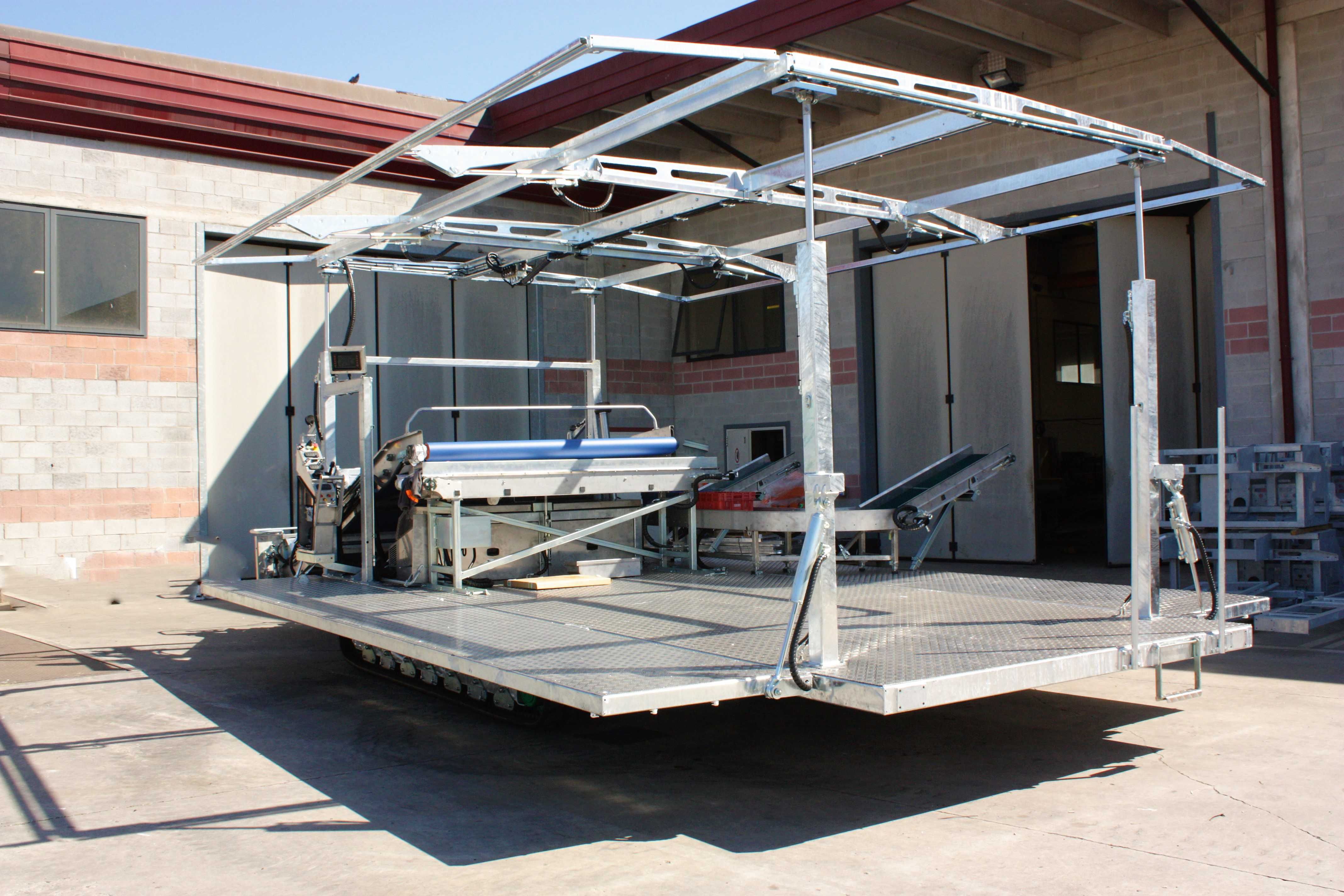 Récolteuse 9200 foglia - ortomec srl - puissance du moteur 74 cv - largeur de récolte 130 à 180 cm_2