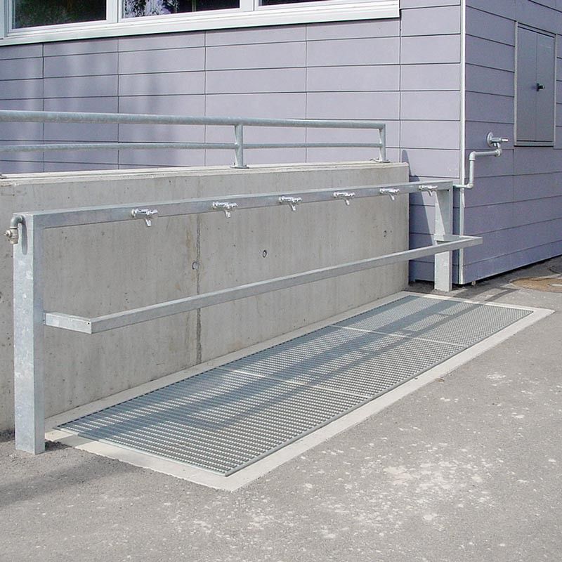 Décrottoir encastrable pour terrains de sport et écoles