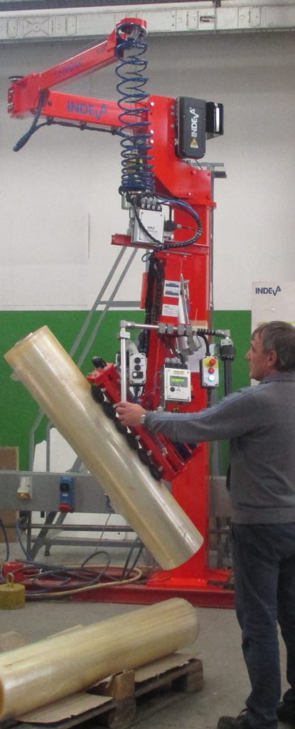 Manipulateur INDEVA® Liftronic® monté sur colonne - ergonomique, équilibrage automatique, capacité jusqu'à 320 kg_2