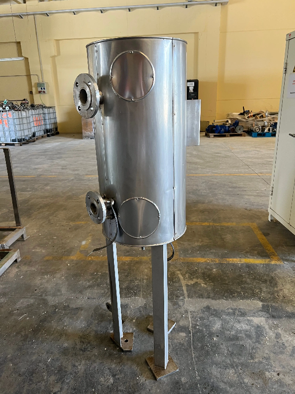 Cuve en acier inoxydable 49 litres d'occasion avec serpentin intérieur et isolation thermique - référence : c9981_2