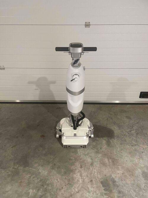 Autolaveuse Fimap LAVEUSE VERTICALE V1 E005413 - disponible en occasion et en location de courte à longue durée_2