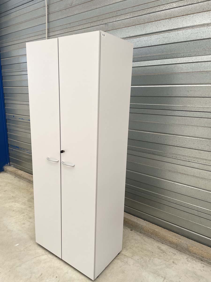 Armoire d'occasion de laboratoire - 4 étagères réglables - Référence P21091183_2