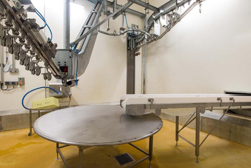 Manutention aérienne avec réseau transuni pour approvisionnement