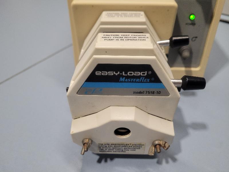 Pompe péristaltique Cole-Parmer Masterflex 7521-47 avec double têtes de pompe Easyload 7518-10_2