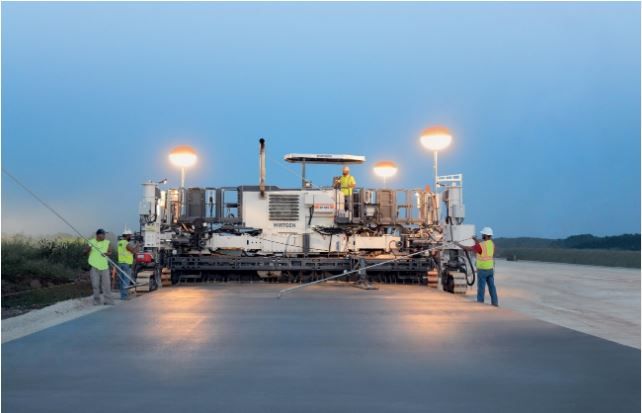 SP 62 - Machines à coffrage glissant Wirtgen - 155 kW / 211 ch - Modulaire et adaptable_2